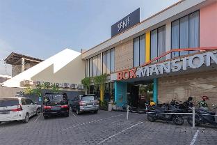 sans hotel box mansion surabaya