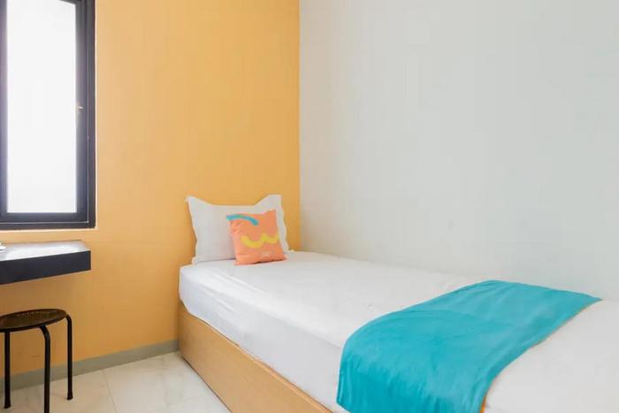 sans hotel box mansion surabaya