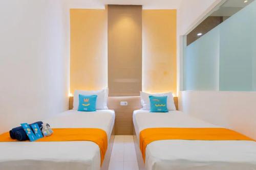 sans hotel box mansion surabaya