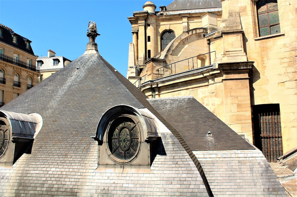 le relais saint sulpice