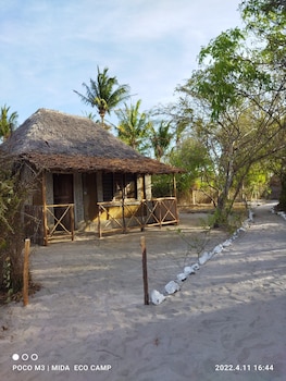 room in bb mida creek eco camp 1