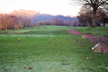 Victoria Square,,5 star