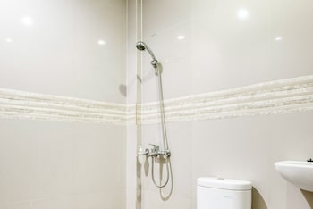 reddoorz syariah jalan simpang gajayana