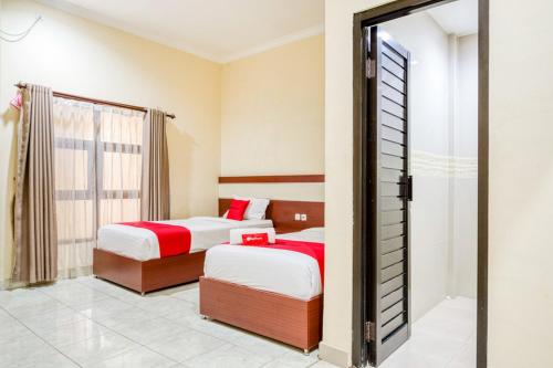 reddoorz syariah jalan simpang gajayana