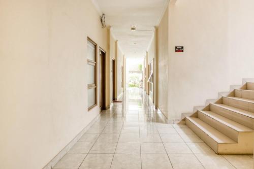 reddoorz syariah jalan simpang gajayana