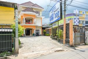 reddoorz syariah jalan simpang gajayana