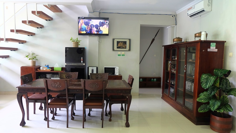 villa prambanan jogja with private swimming pool by simply homy