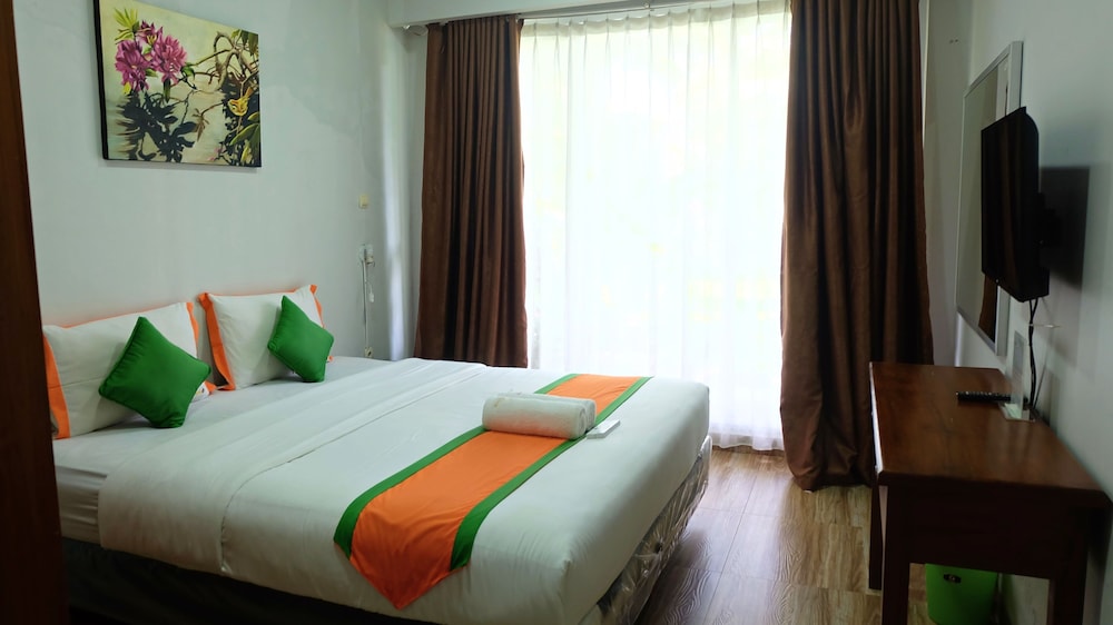 villa prambanan jogja with private swimming pool by simply homy