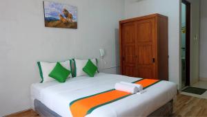 villa prambanan jogja with private swimming pool by simply homy