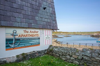 The Anchor Apartments,,0 star