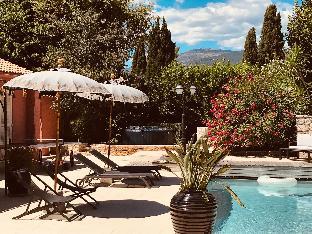 villa mathis