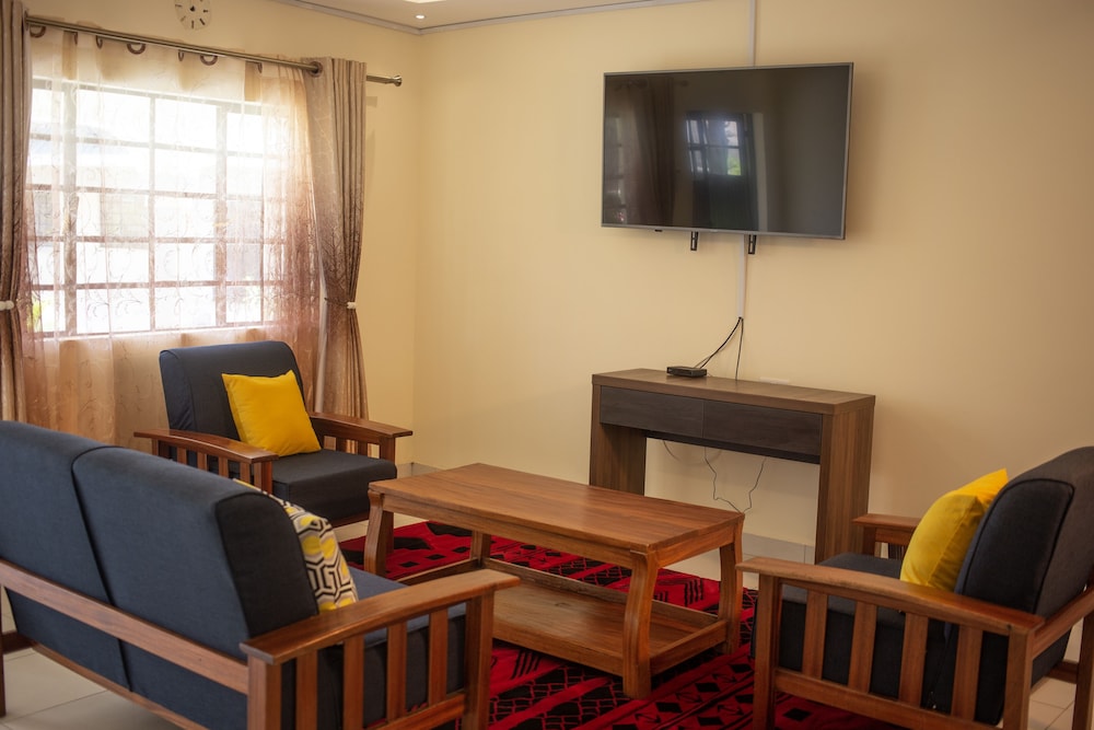 lodwar acacia residences