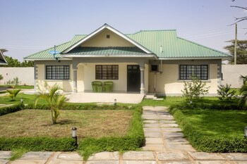 lodwar acacia residences