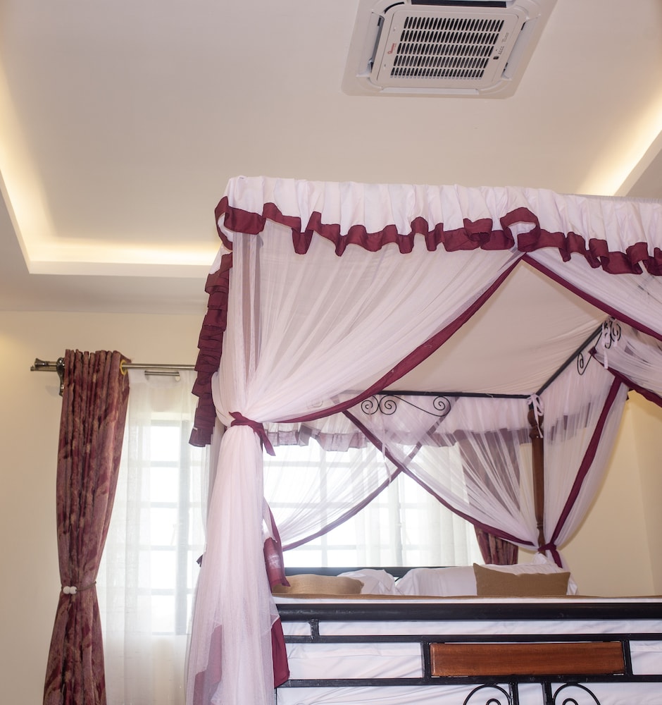 lodwar acacia residences