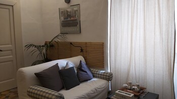 dimora aganoor business suite