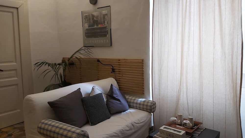 dimora aganoor business suite