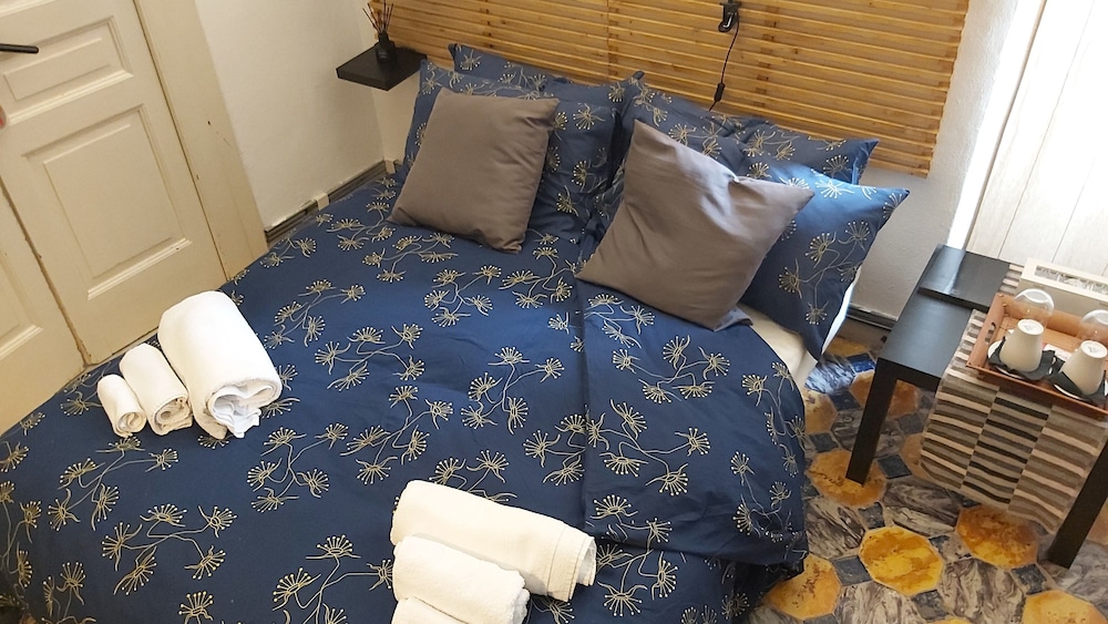 dimora aganoor business suite