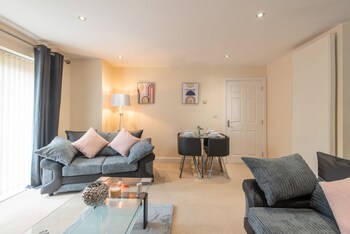 apartment 5