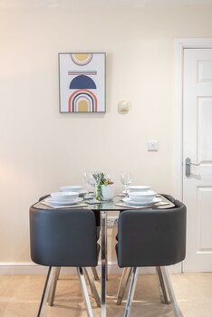 apartment 5