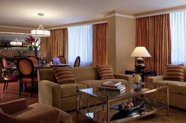 renaissance dallas hotel
