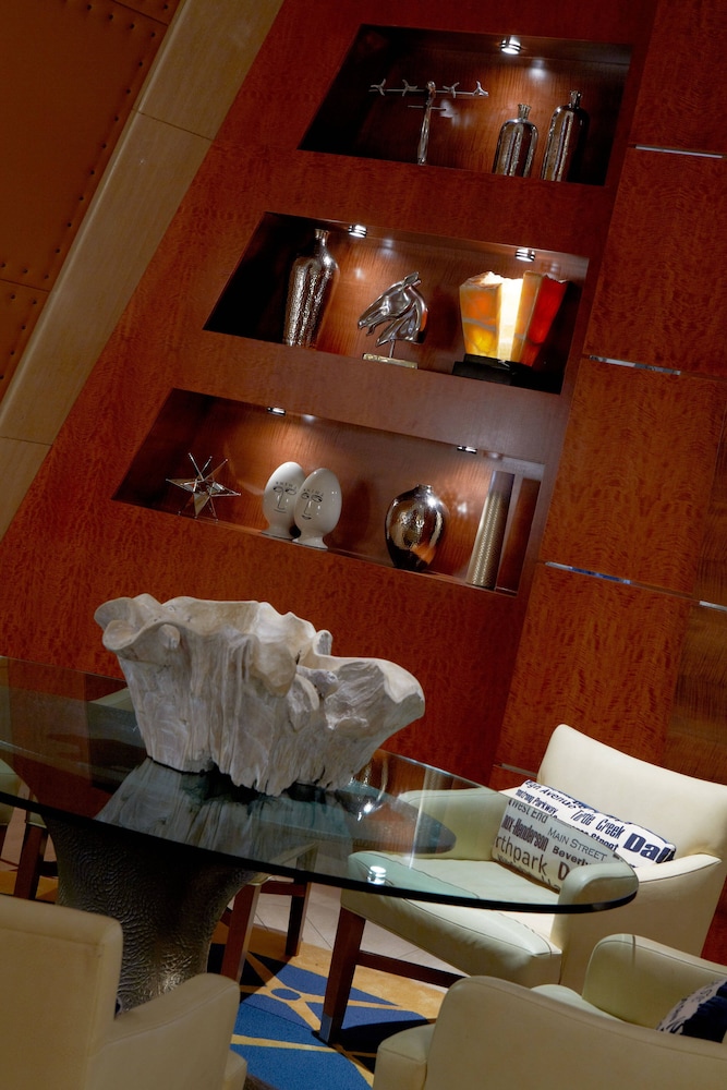 renaissance dallas hotel