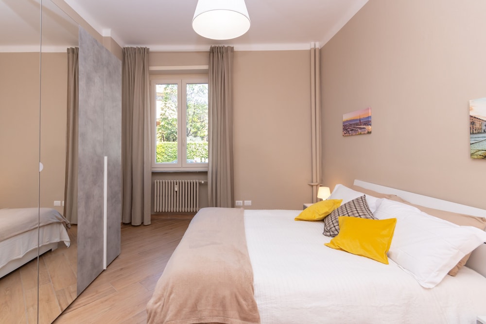 cialdini apartment near city center
