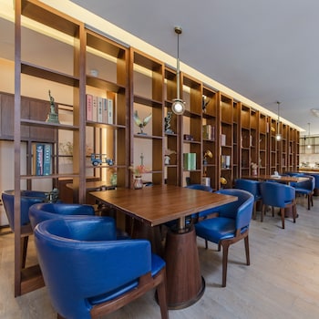 foshan xinxuangong hotel