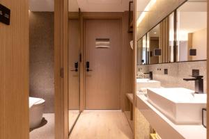 foshan xinxuangong hotel