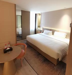 foshan xinxuangong hotel