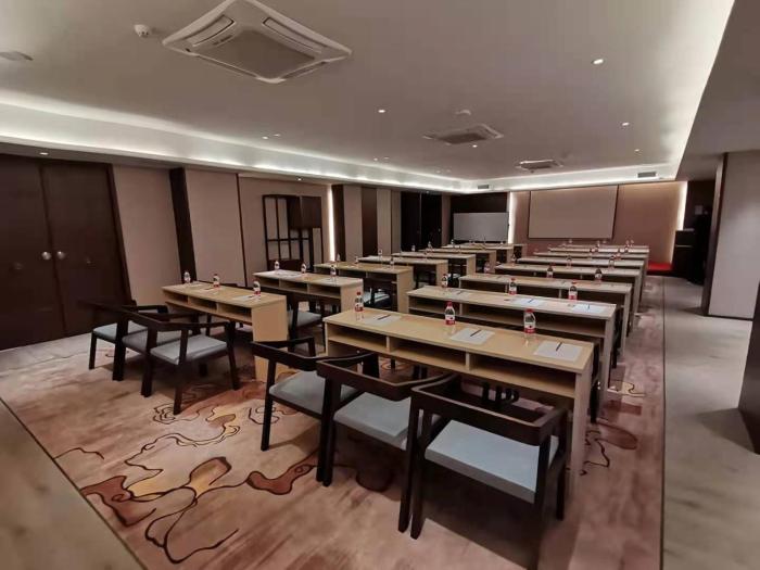 foshan xinxuangong hotel