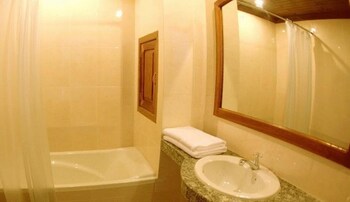 moms guesthouse