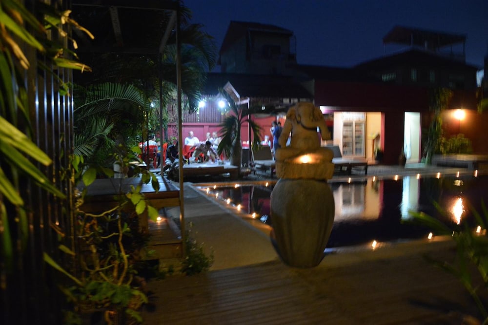 moms guesthouse
