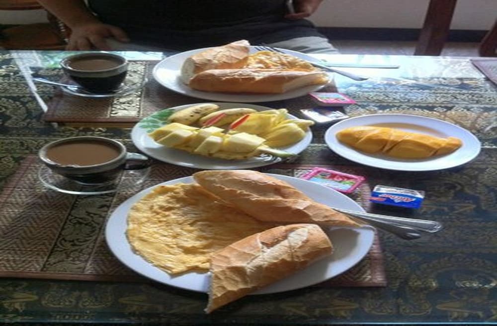 moms guesthouse