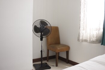 homey 2br majesty apartment near maranatha university