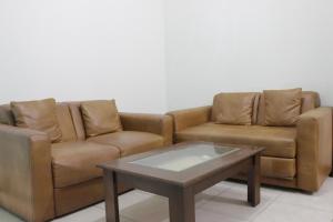 homey 2br majesty apartment near maranatha university
