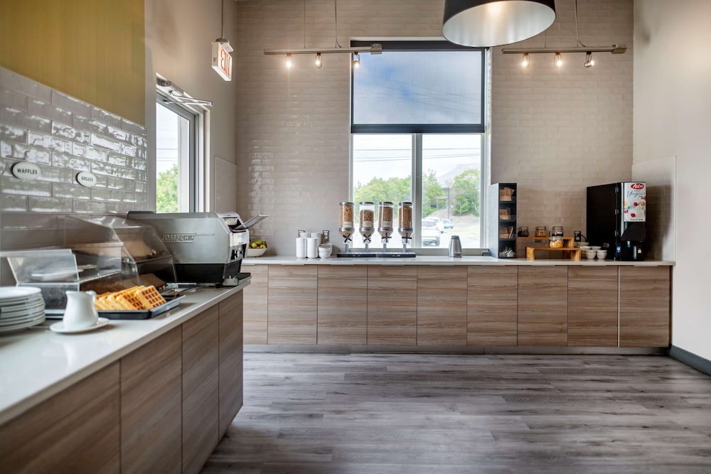 best western plus dartmouth hotel and suites