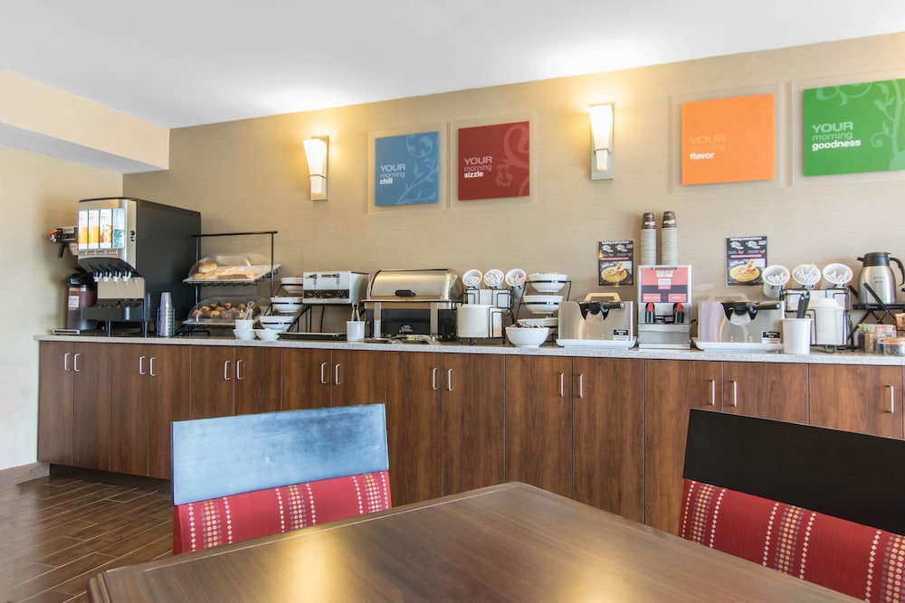 comfort inn dartmouth