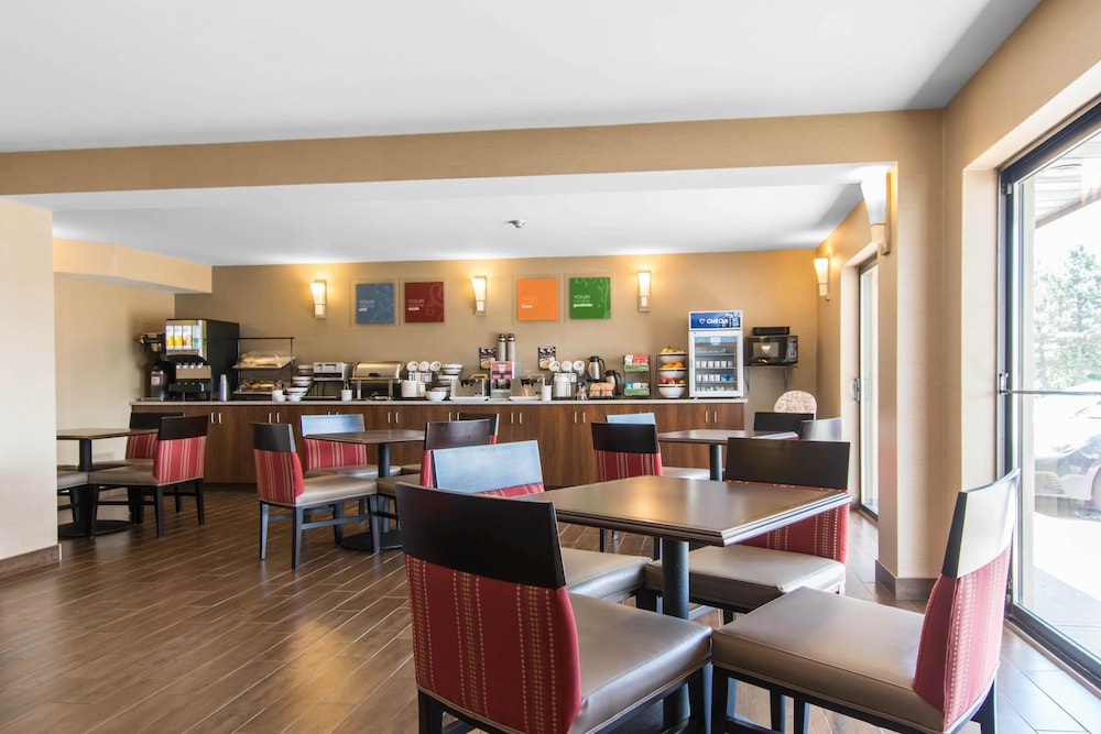 comfort inn dartmouth