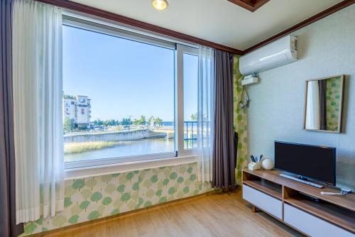 yangyang hajodae conto hotel pension