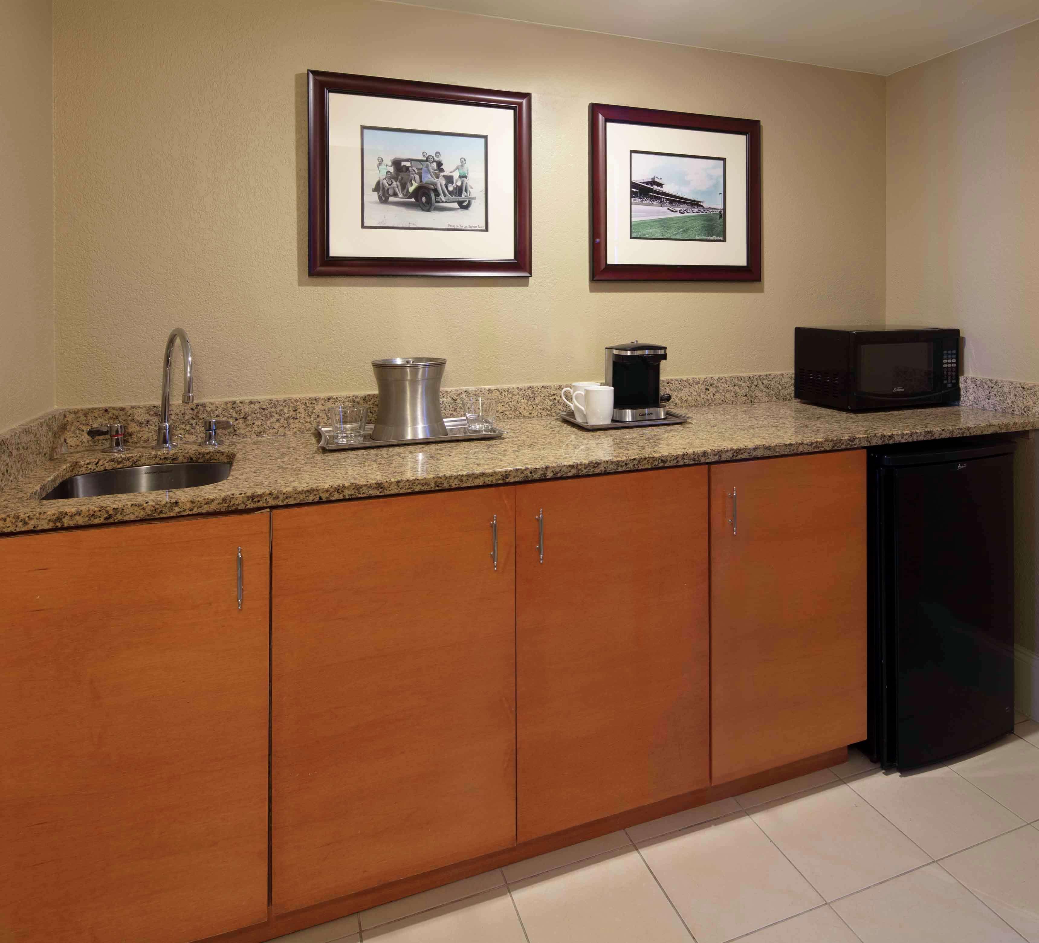 hilton daytona beach oceanfront resort
