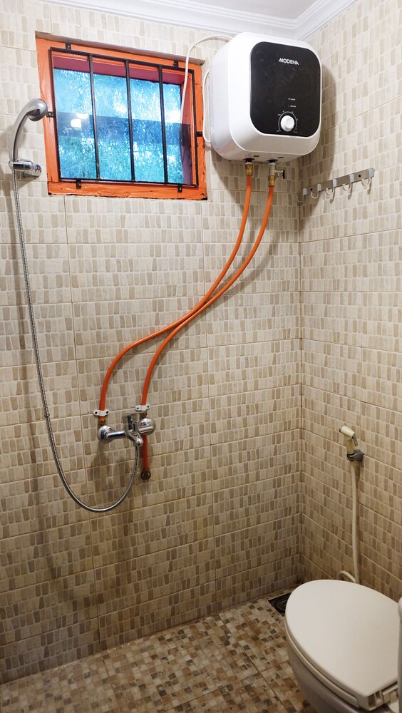 homestay jakal dekat ugm dan wisata by simply homy