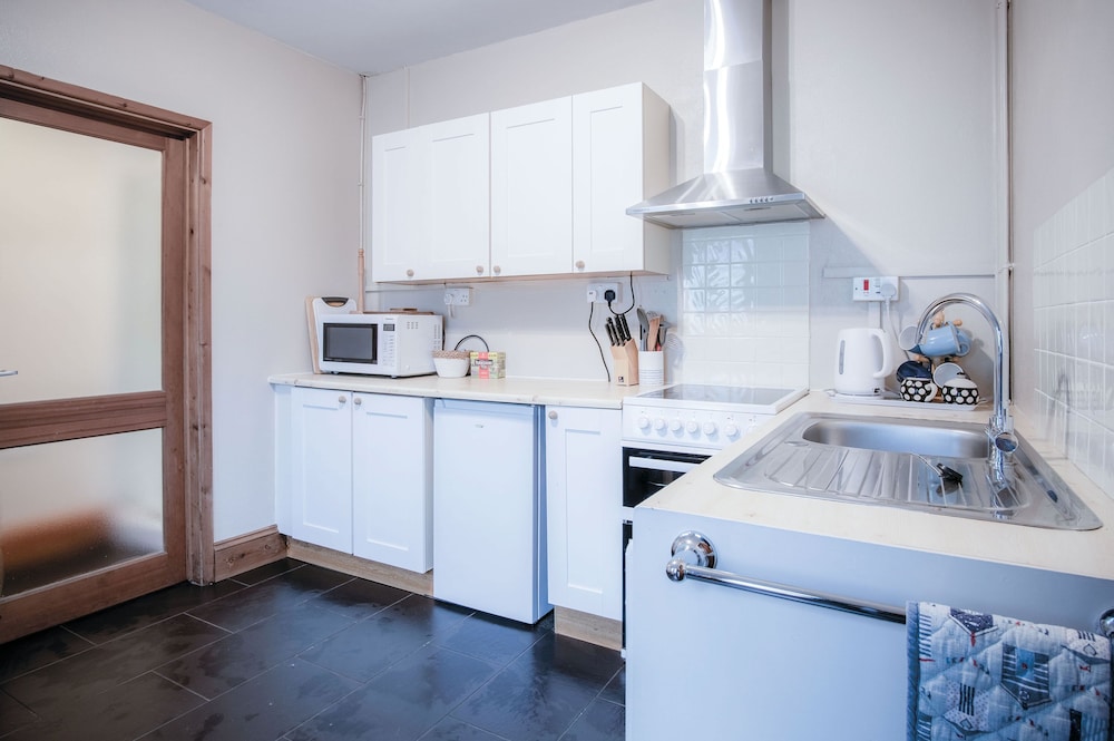 primrose 1 bedroom cottage llanteg