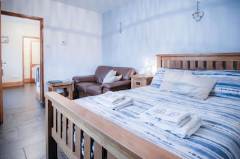 primrose 1 bedroom cottage llanteg