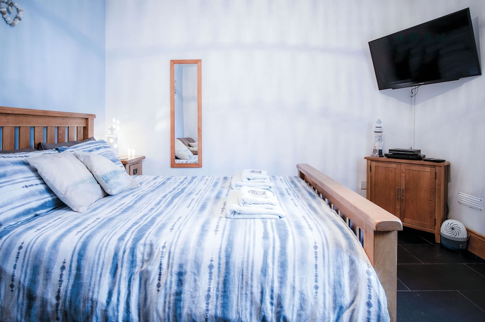 primrose 1 bedroom cottage llanteg