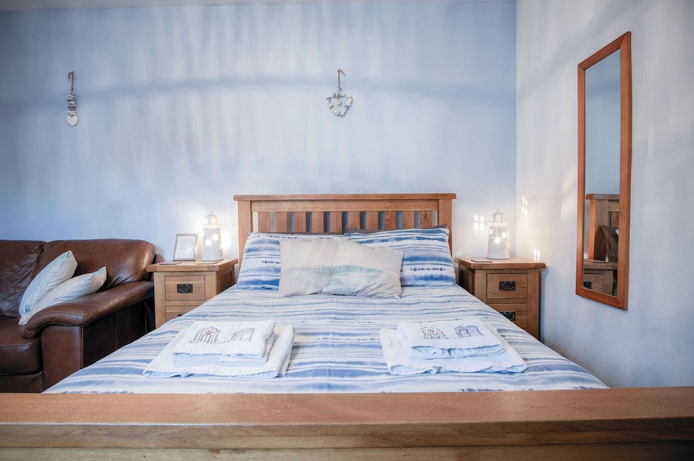 primrose 1 bedroom cottage llanteg