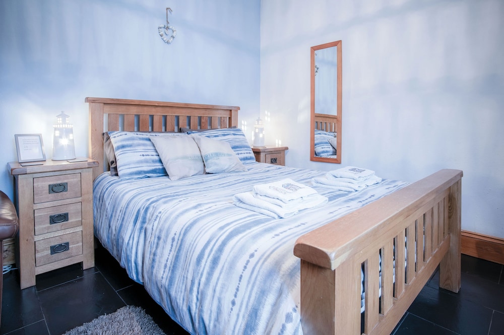 primrose 1 bedroom cottage llanteg