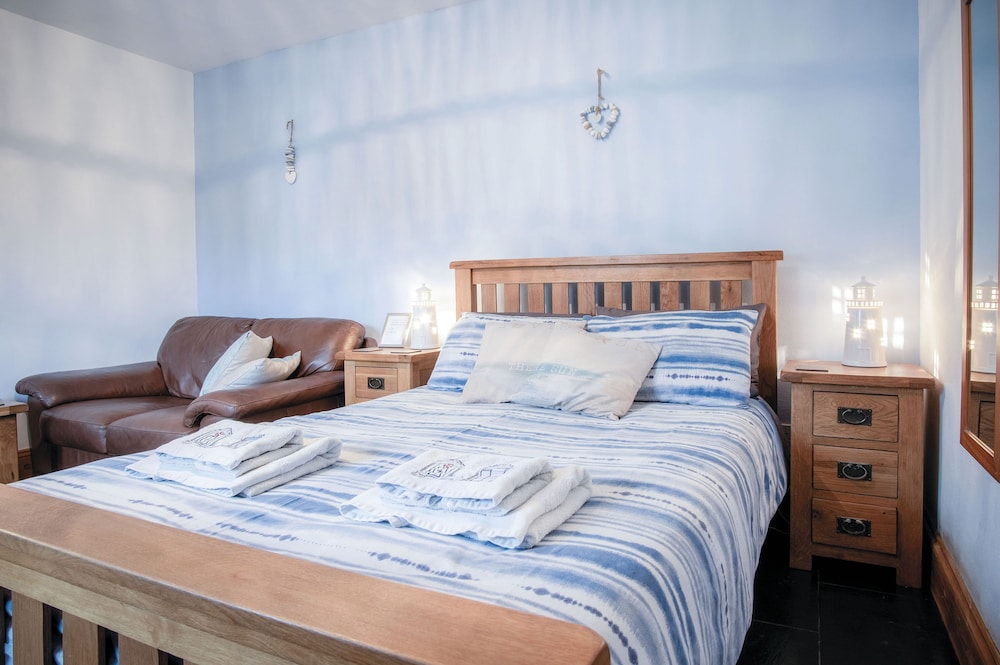 primrose 1 bedroom cottage llanteg