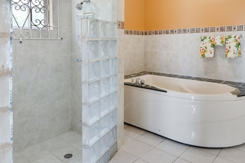 three bedroom villa