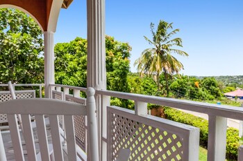 three bedroom villa