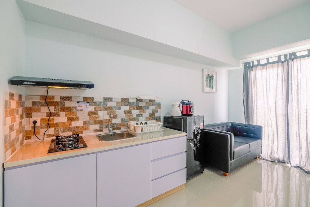 cozy stay 2br tamansari mahogany apartment